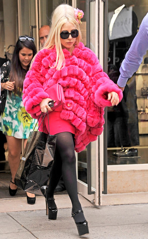 Lady Gaga, Pink Fur Lady Gaga, Pink Fur